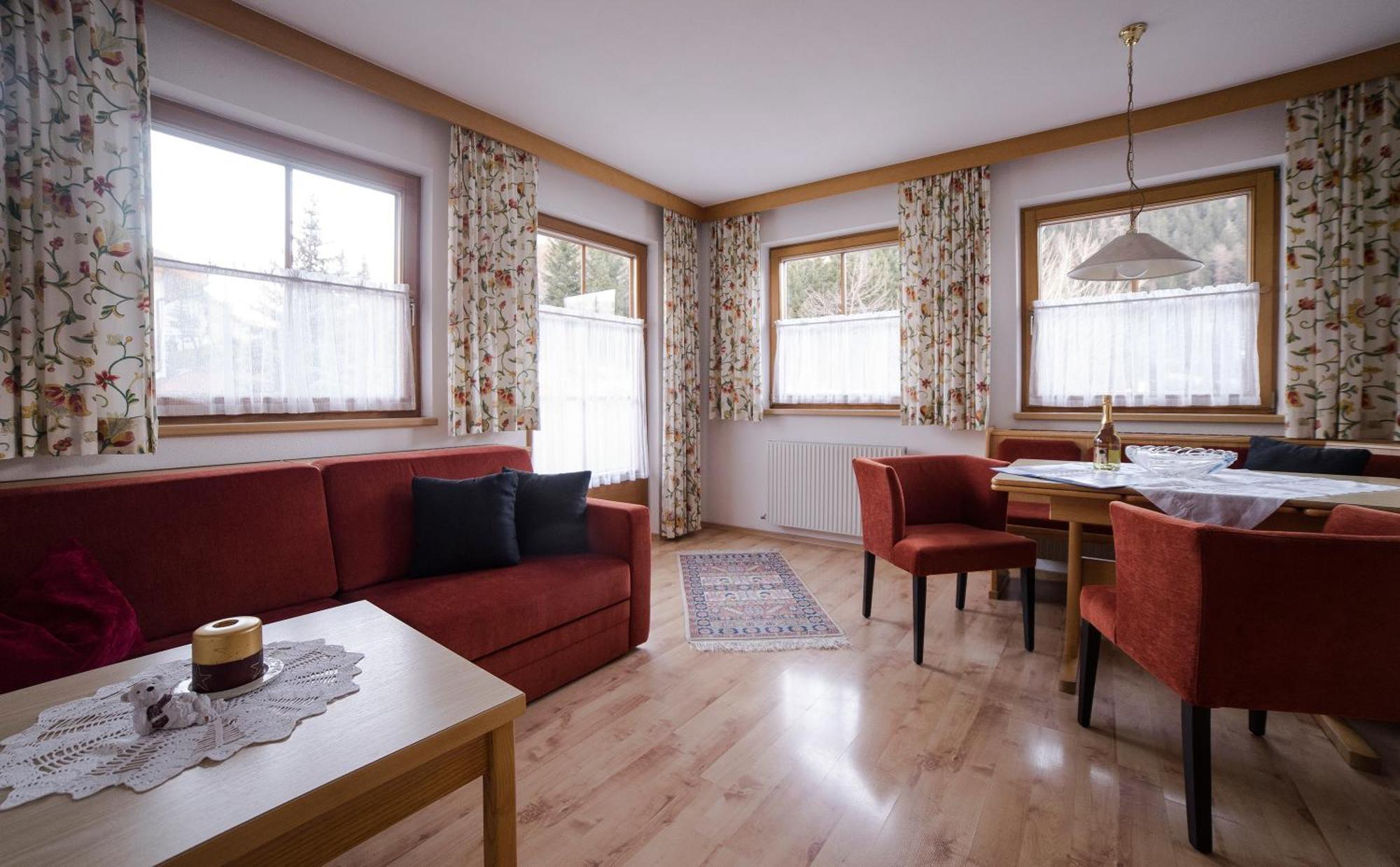 Alberts Bellevue Appartements Nauders Room photo